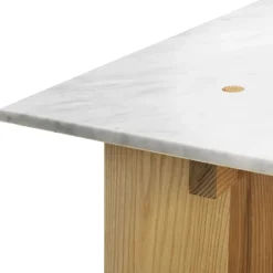 Solid Table