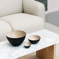 Solid Table