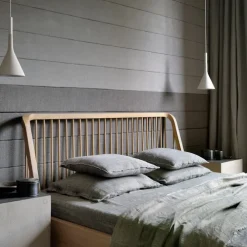 Spindle Bed