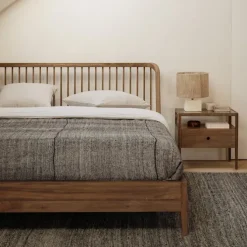 Spindle Bed