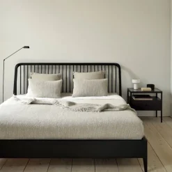 Spindle Bed