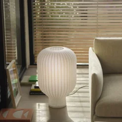 Strand bordlampe 59 cm hvit