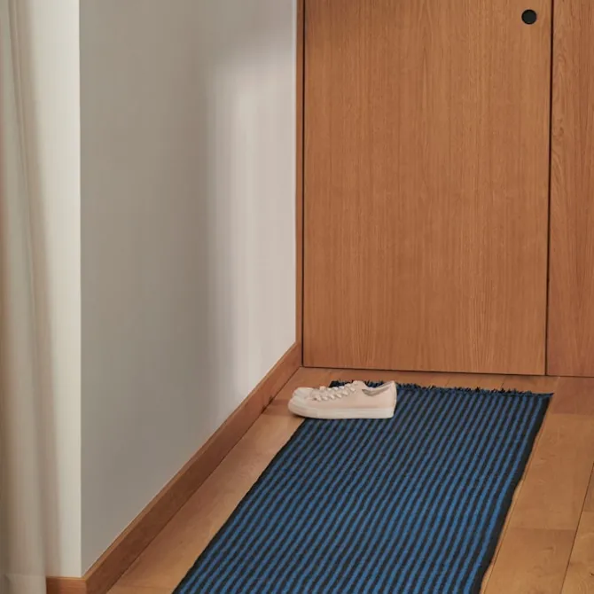 Stripes and Stripes Wool teppe 52 x 95 cm