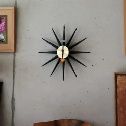 Sunburst Clock veggklokke