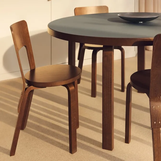 Table 91 Exclusive Edition walnut stain/linoleum pewter