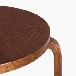 Table 90D Exclusive Edition walnut stain