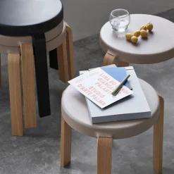 Tap Stool Oak