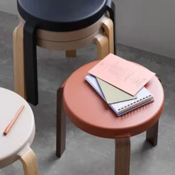 Tap Stool Walnut