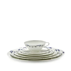 Tea Cup & Saucer Anemone Milk
