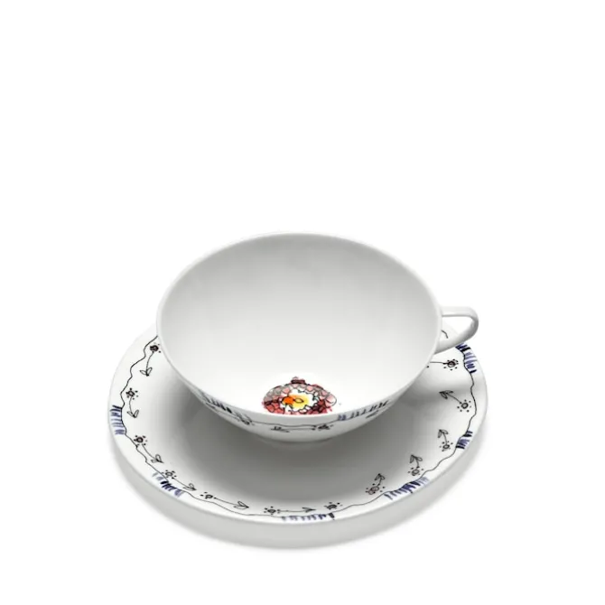 Tea Cup & Saucer Anemone Milk