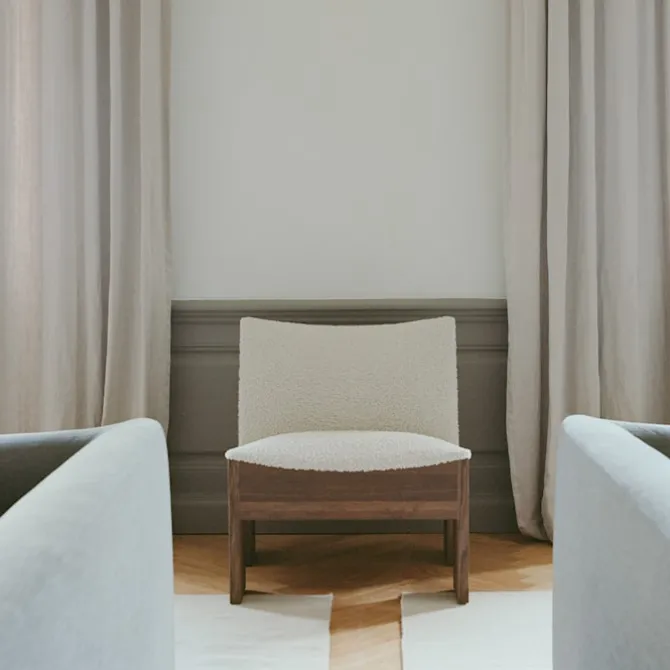 Tenon Lounge Chair Fumed Oak