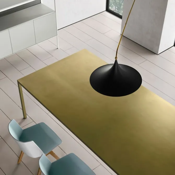 Tense Material Table Carbonized Wood
