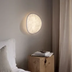 Tense Wall Lamp
