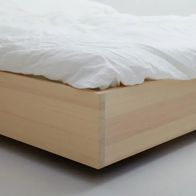 The Floating Bed V2 Natural White & Bed Slats