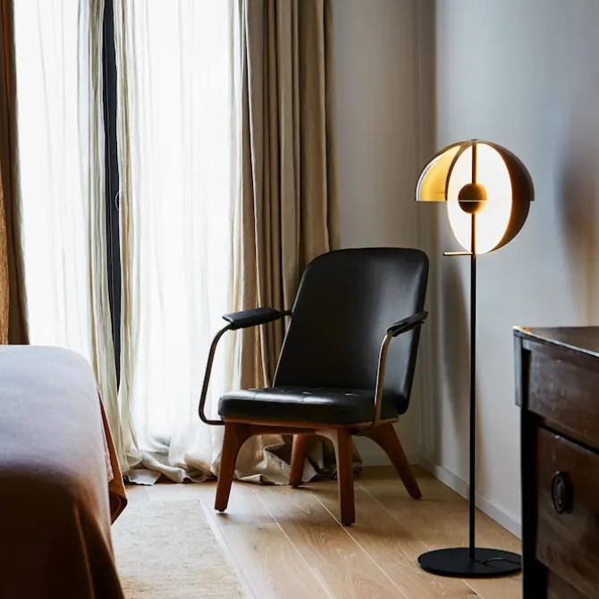 Theia - Floor Lamp