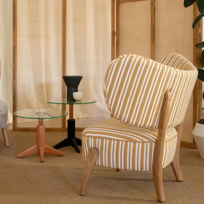 TMBO Lounge Chair