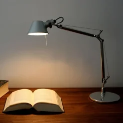 Tolomeo Micro skrivebordslampe