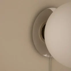 TR Bulb taklampe/vegglampe