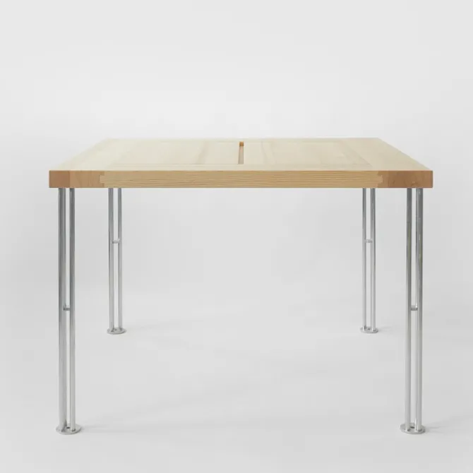 Töreboda Table