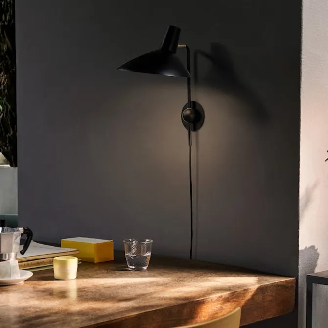 Tripod Wall Lamp HM12
