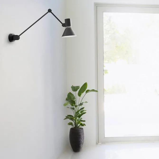 Type 80 W3 Wall Lamp