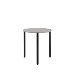 Undique Low Table 48x51