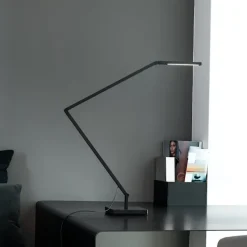 Untitled Table Linear