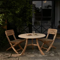 Vendia spisegruppe med bord Ø75cm & 2 stoler