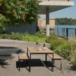Ville Bench AV27