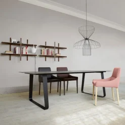 Vilna Dining Table