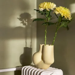 W&S Chubby vase