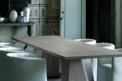 Wedge Table