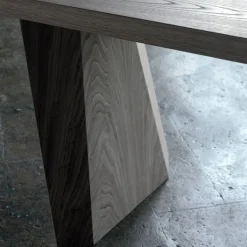 Wedge Table