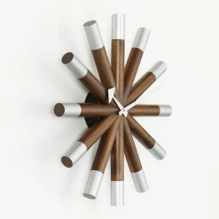 Wheel veggklokke