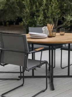 Whirl Teak Table 150 cm