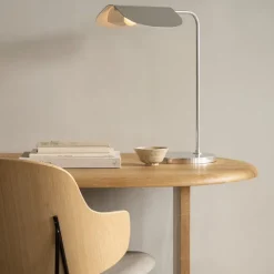 Wing bordlampe