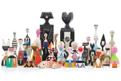 Wooden Doll Dog träfigur