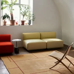 X Lounge Chair HM10