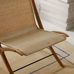 X Lounge Chair HM10