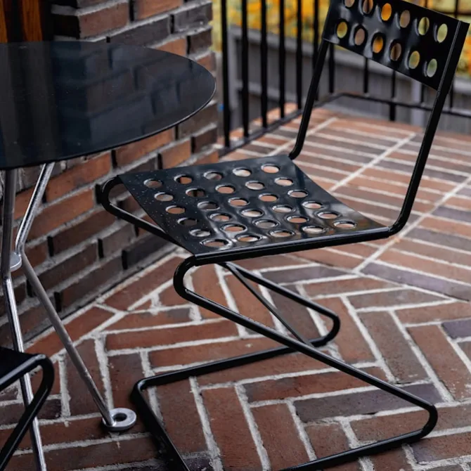 Zed Table